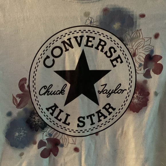 Medium girls Converse shirt size (7/8) - Picture 3 of 4
